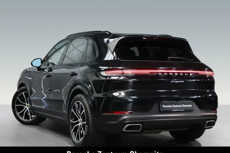 Porsche Cayenne din 2023 cu 19.890 km - oferta POR112761 - foto 3