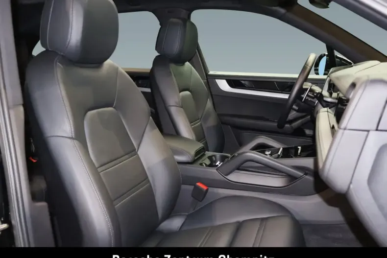 Porsche Cayenne din 2023 cu 19.890 km - oferta POR112761 - foto 24