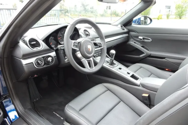 Porsche Boxster din 2023 cu 5.450 km - oferta POR112772 - foto 12