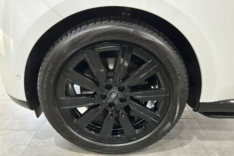 Land Rover Range Rover din 2023 cu 31.000 km - oferta LAN112775 - foto 29