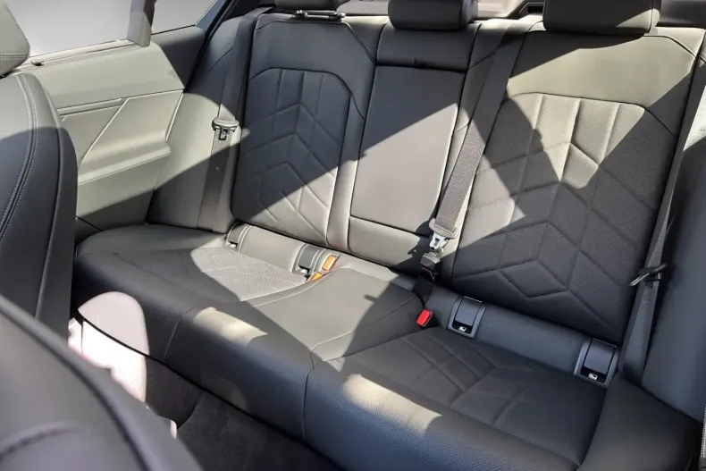 BMW 550 din 2024 cu 3.500 km - oferta BMW112783 - foto 7