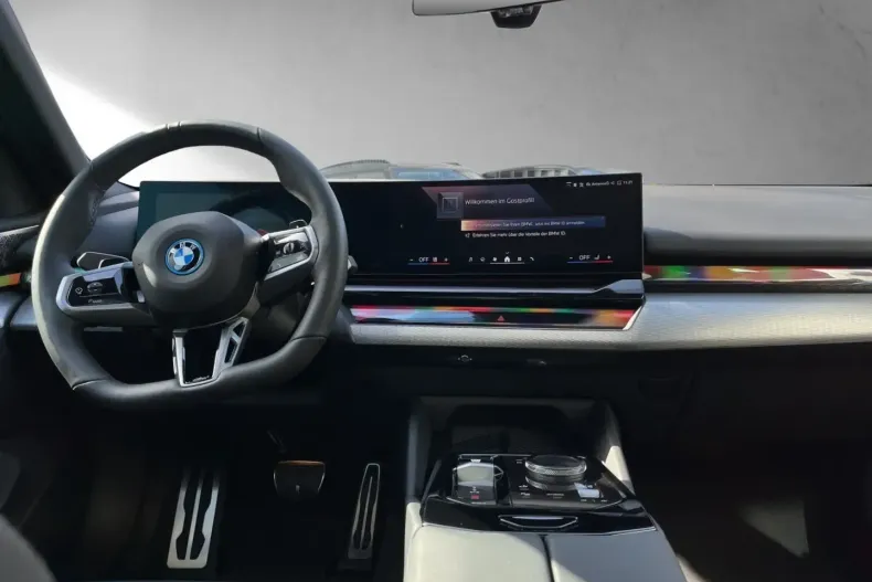 BMW 550 din 2024 cu 3.500 km - oferta BMW112783 - foto 18