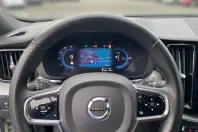 Volvo XC60 din 2021 cu 43.990 km - oferta VOL112784 - foto 8