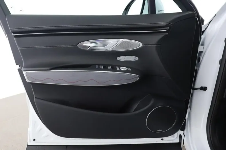 Genesis GV70 din 2024 cu 20.000 km - oferta GEN112786 - foto 14