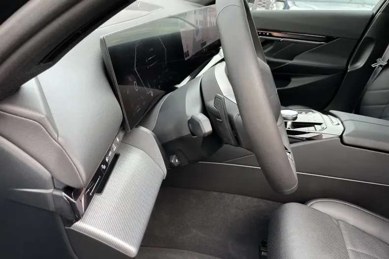 BMW 550 din 2024 cu 3.500 km - oferta BMW112788 - foto 10