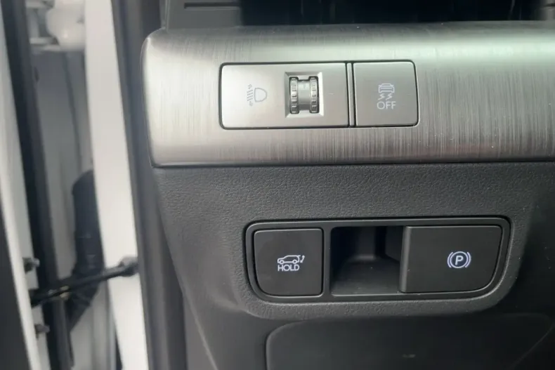 Hyundai KONA din 2023 cu 9.850 km - oferta HYU112789 - foto 16