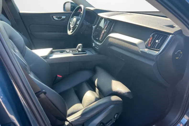 Volvo XC60 din 2022 cu 79.300 km - oferta VOL112791 - foto 13