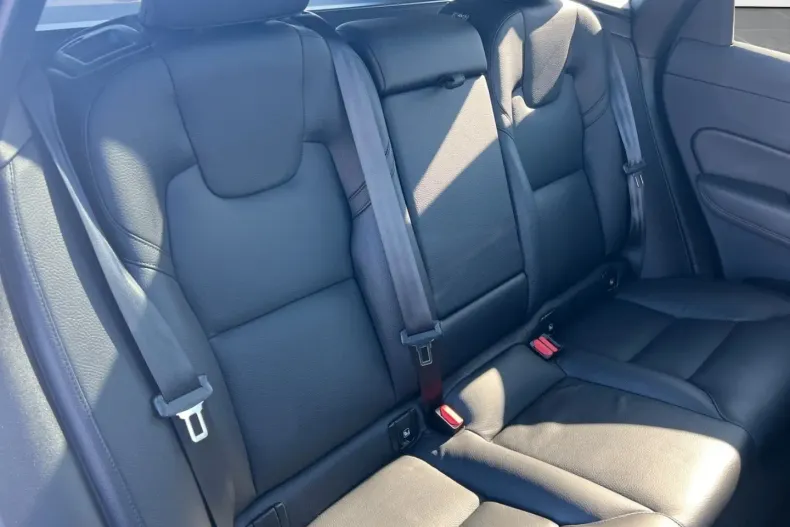 Volvo XC60 din 2022 cu 79.300 km - oferta VOL112791 - foto 14