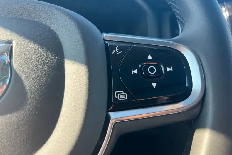 Volvo XC60 din 2022 cu 79.300 km - oferta VOL112791 - foto 19