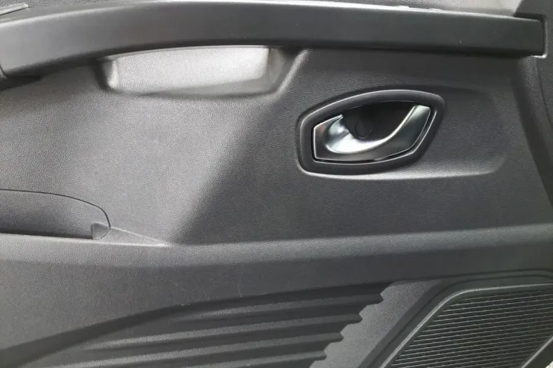 Renault Trafic din 2024 cu 25.300 km - oferta REN112793 - foto 8