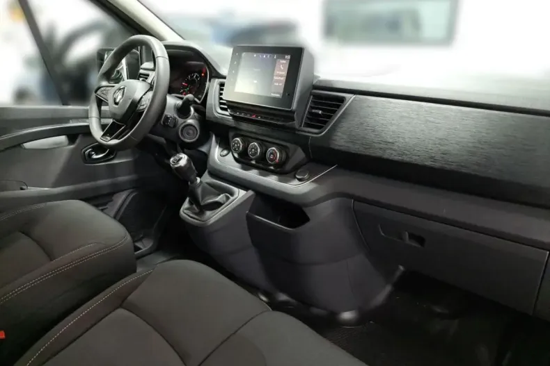 Renault Trafic din 2024 cu 25.300 km - oferta REN112793 - foto 18