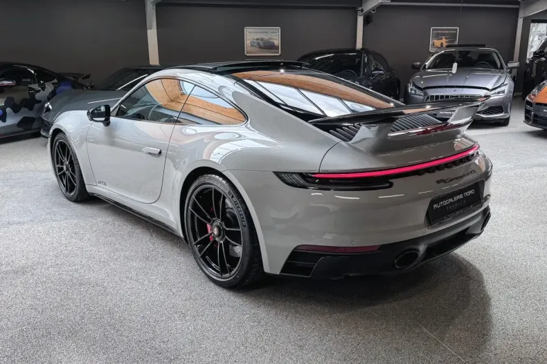 Porsche 911 din 2024 cu 3.570 km - oferta POR112796 - foto 5