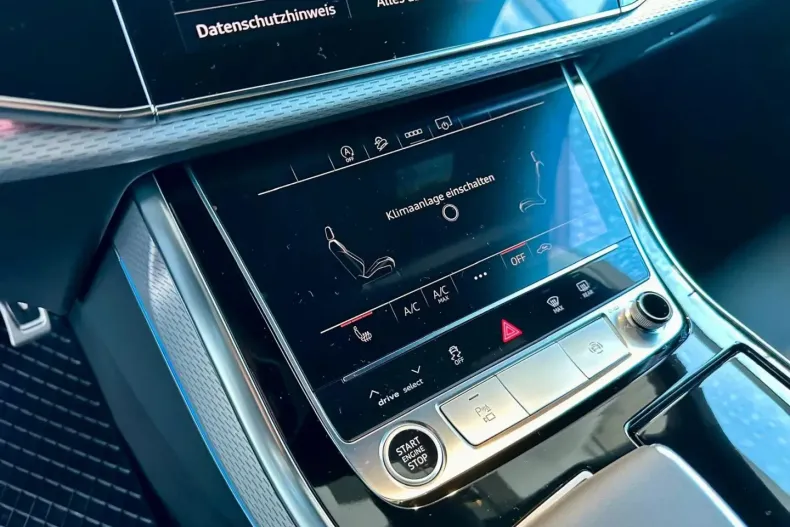 Audi Q8 din 2025 cu 50 km - oferta AUD112802 - foto 18