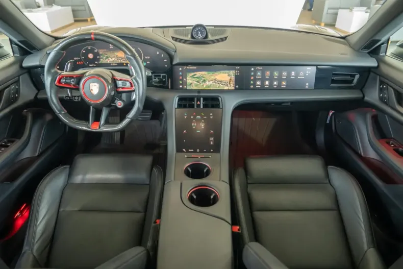 Porsche Taycan din 2022 cu 53.617 km - oferta POR112807 - foto 12