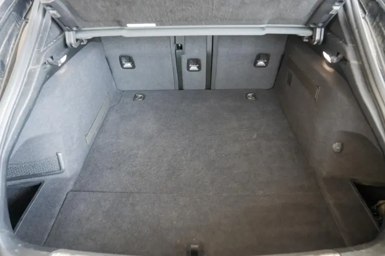 Porsche Taycan din 2022 cu 53.617 km - oferta POR112807 - foto 25