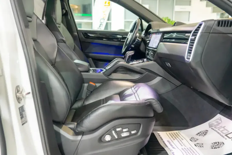 Porsche Cayenne Coupe din 2020 cu 87.057 km - oferta POR112812 - foto 19