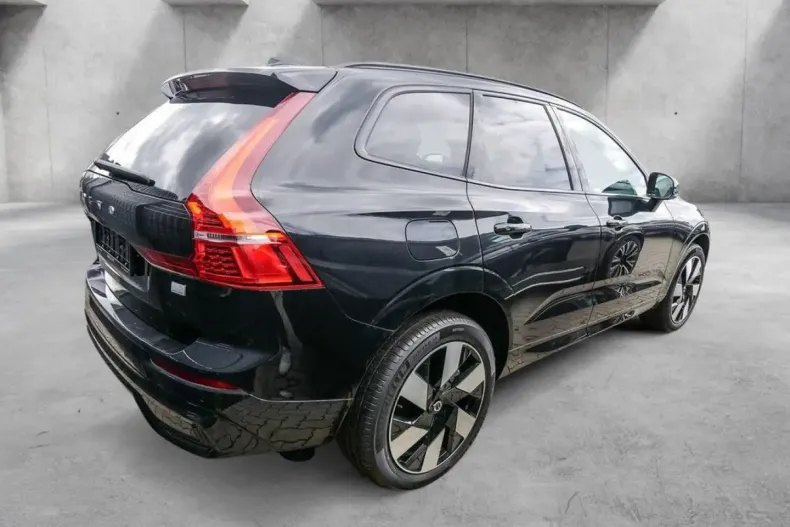 Volvo XC60 din 2024 cu 14.276 km - oferta VOL112819 - foto 2