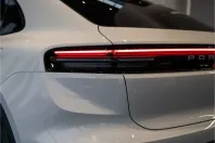 Porsche Macan din 2024 cu 9.000 km - oferta POR112820 - foto 10