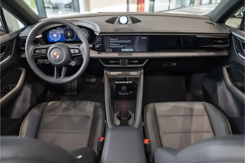 Porsche Macan din 2024 cu 9.000 km - oferta POR112820 - foto 16