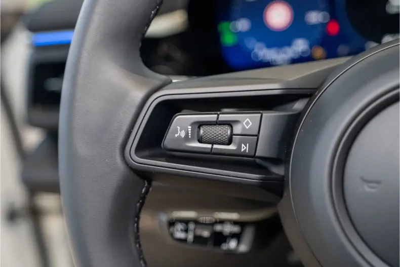 Porsche Macan din 2024 cu 9.000 km - oferta POR112820 - foto 19