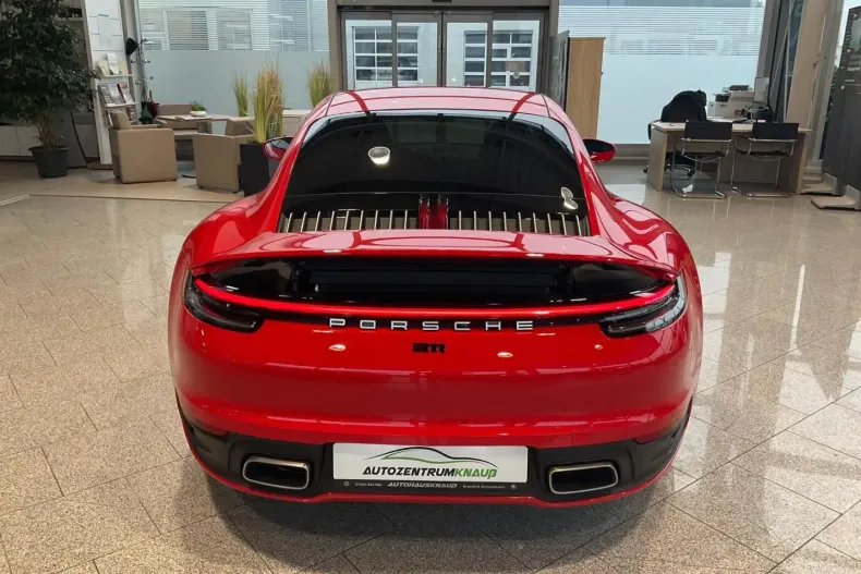 Porsche 992 din 2022 cu 22.824 km - oferta POR112821 - foto 6