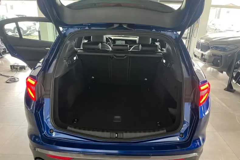 Alfa Romeo Stelvio din 2023 cu 14.079 km - oferta ALF112826 - foto 12