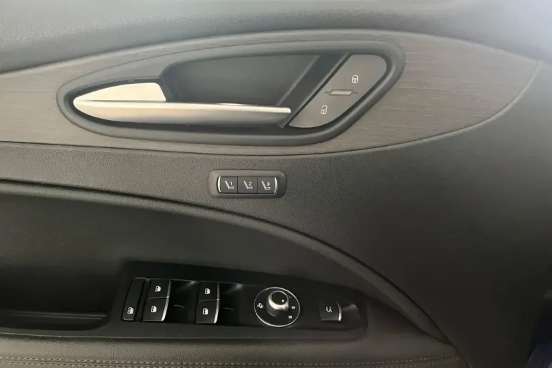 Alfa Romeo Stelvio din 2023 cu 14.079 km - oferta ALF112826 - foto 14