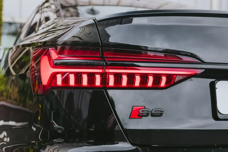 Audi S6 din 2023 cu 19.750 km - oferta AUD112832 - foto 11