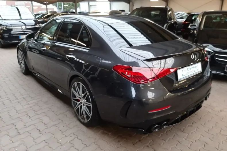 Mercedes-Benz C 63 AMG din 2024 cu 19.800 km - oferta MER112833 - foto 3