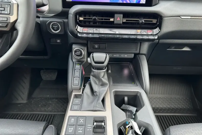 Toyota Land Cruiser din 2025 cu 50 km - oferta TOY112835 - foto 13