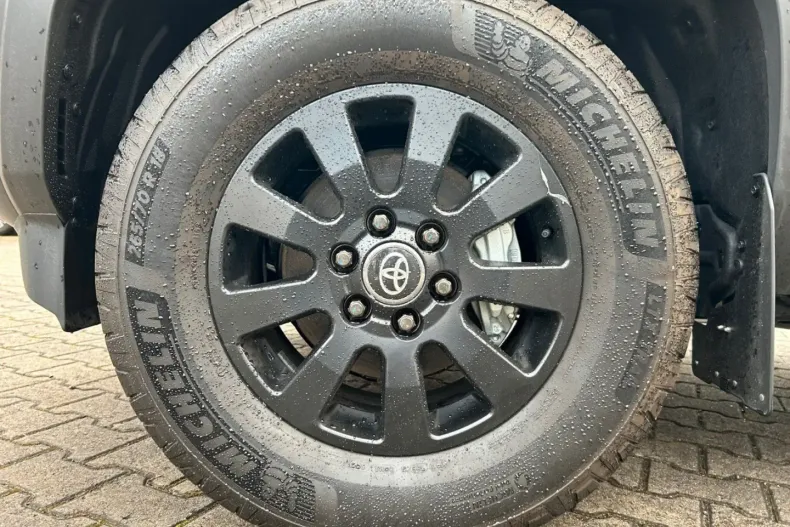 Toyota Land Cruiser din 2025 cu 50 km - oferta TOY112835 - foto 22