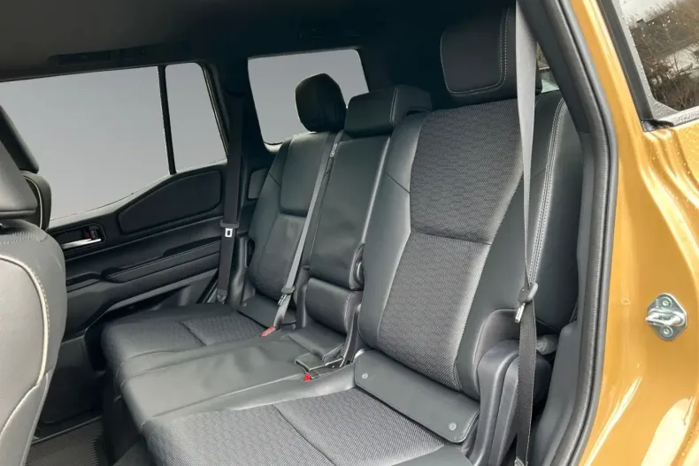 Toyota Land Cruiser din 2025 cu 50 km - oferta TOY112835 - foto 23