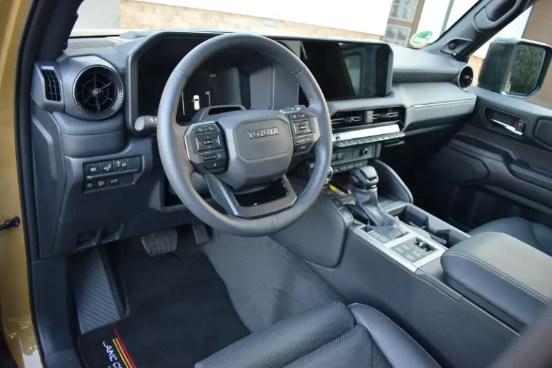 Toyota Land Cruiser din 2025 cu 5.900 km - oferta TOY112836 - foto 13