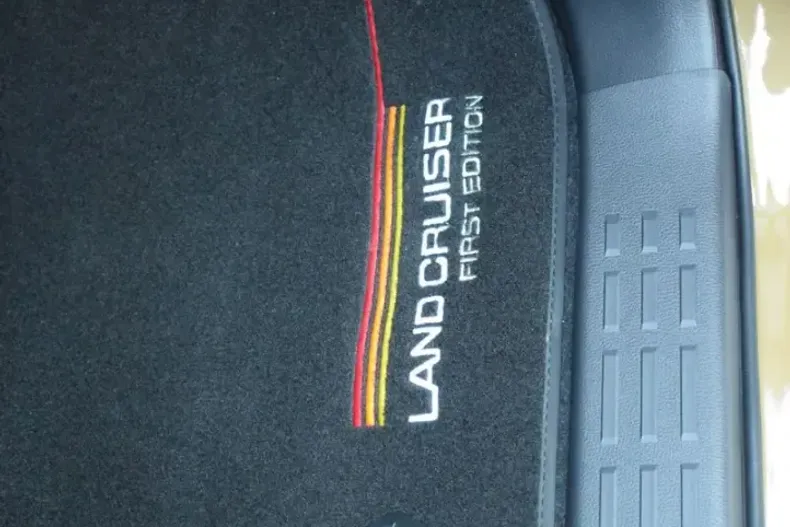 Toyota Land Cruiser din 2025 cu 5.900 km - oferta TOY112836 - foto 19