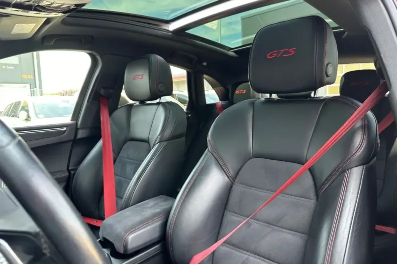 Porsche Macan din 2021 cu 78.000 km - oferta POR112837 - foto 4