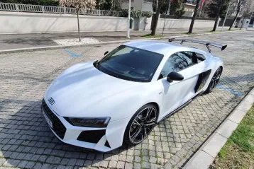 Audi R8 din 2024 - oferta AUD112838