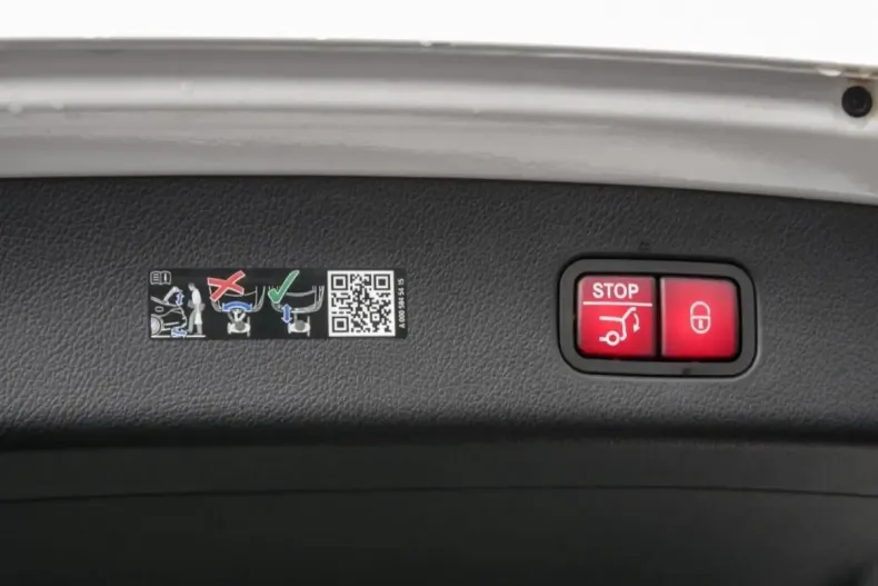 Mercedes-Benz GLC 63 AMG din 2024 cu 12.500 km - oferta MER112840 - foto 20