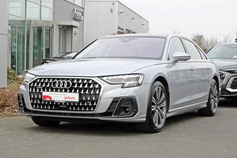 Audi A8 din 2023 cu 13.600 km - oferta AUD112842 - foto 1