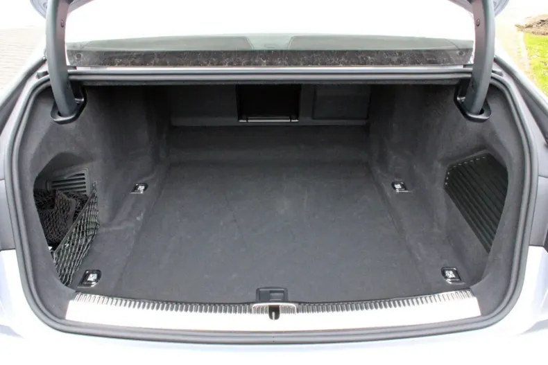 Audi A8 din 2023 cu 13.600 km - oferta AUD112842 - foto 21