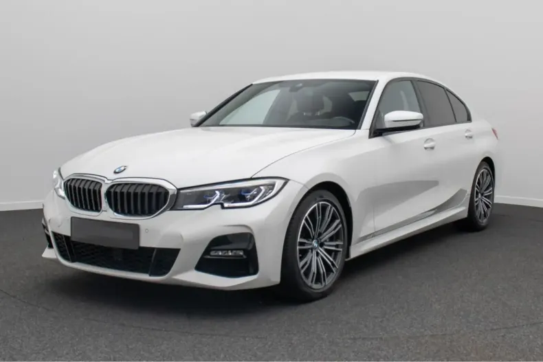 BMW 330 din 2021 cu 48.100 km - oferta BMW112843 - foto 1