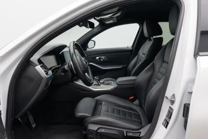 BMW 330 din 2021 cu 48.100 km - oferta BMW112843 - foto 13