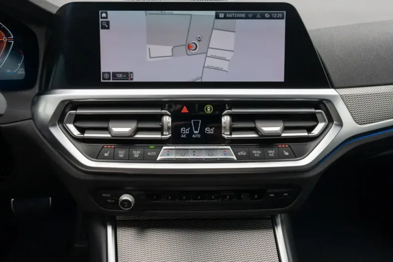 BMW 330 din 2021 cu 48.100 km - oferta BMW112843 - foto 22