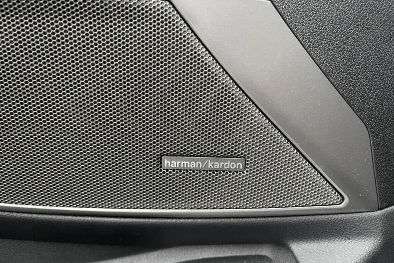 BMW 330 din 2021 cu 29.200 km - oferta BMW112847 - foto 19