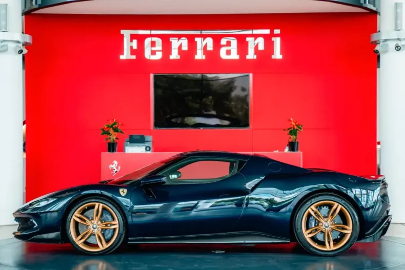Ferrari 296 GTB din 2024 cu 8.500 km - oferta FER112853 - foto 3