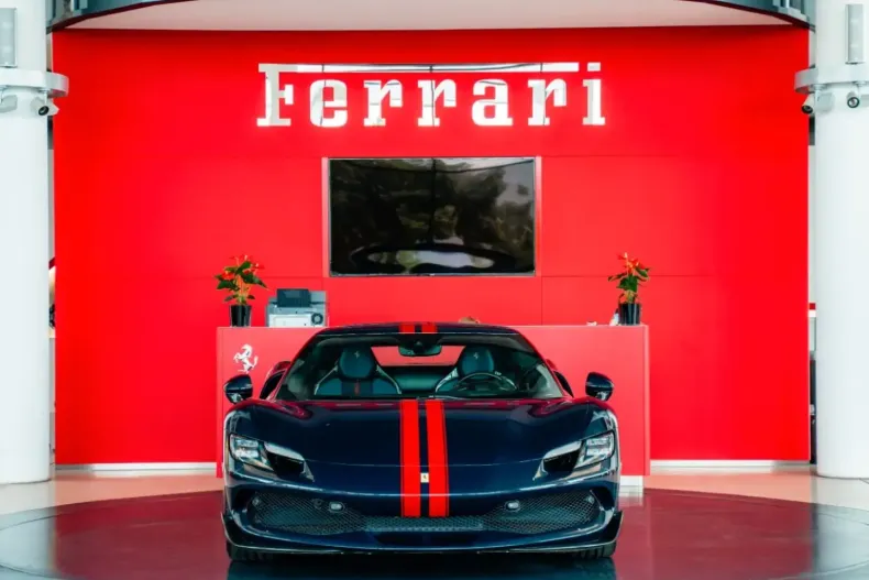 Ferrari 296 GTB din 2024 cu 8.500 km - oferta FER112853 - foto 9