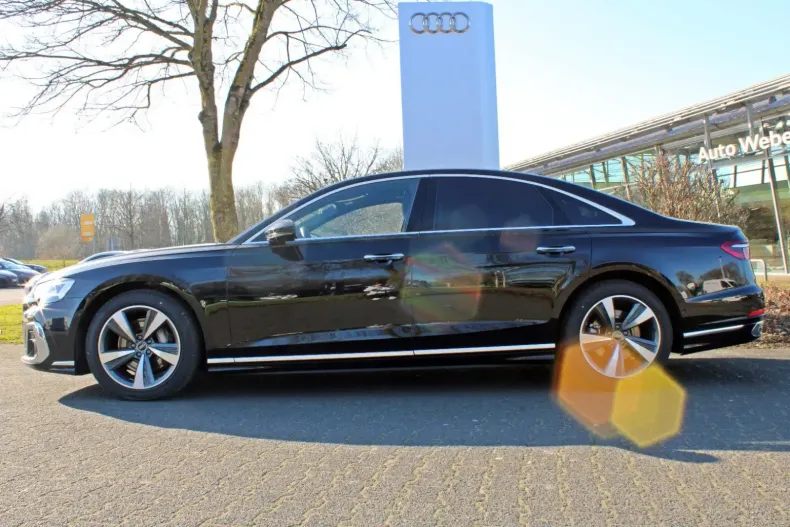 Audi A8 din 2024 cu 27.500 km - oferta AUD112856 - foto 3