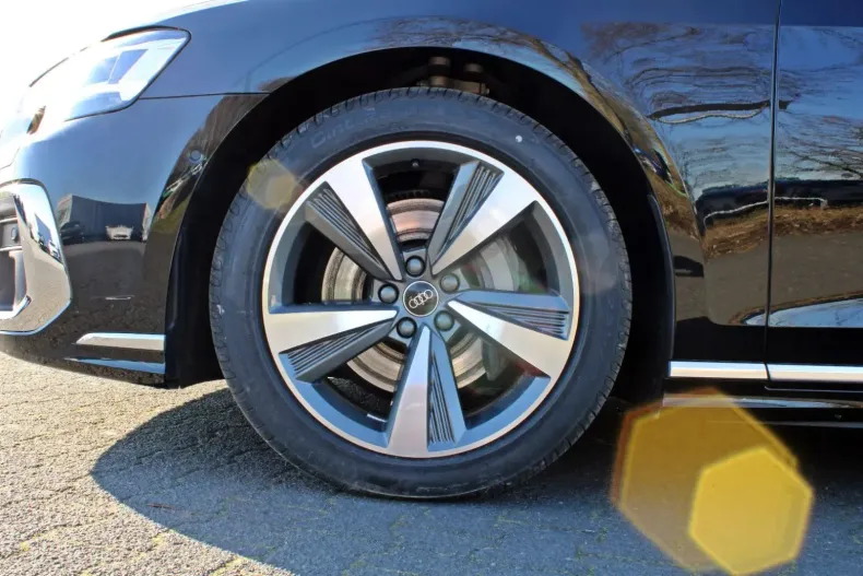 Audi A8 din 2024 cu 27.500 km - oferta AUD112856 - foto 6