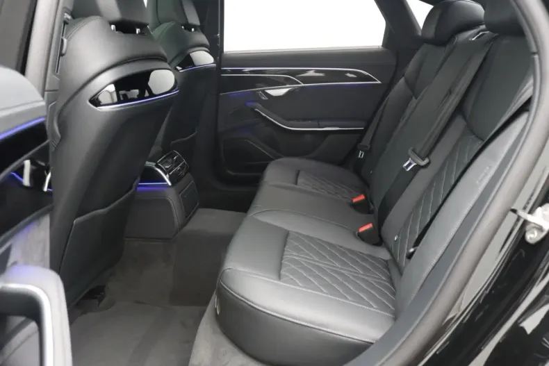 Audi A8 din 2024 cu 25.000 km - oferta AUD112859 - foto 8