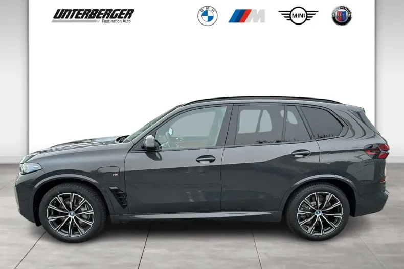 BMW X5 M din 2024 cu 9.000 km - oferta BMW112866 - foto 1