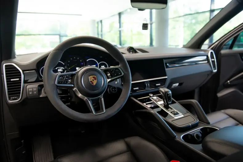 Porsche Cayenne din 2021 cu 43.700 km - oferta POR112874 - foto 14